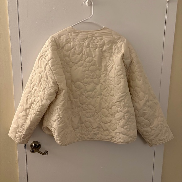 Urban Revivo Floral Print Quilted Women's Jacket - Picture 2 of 3